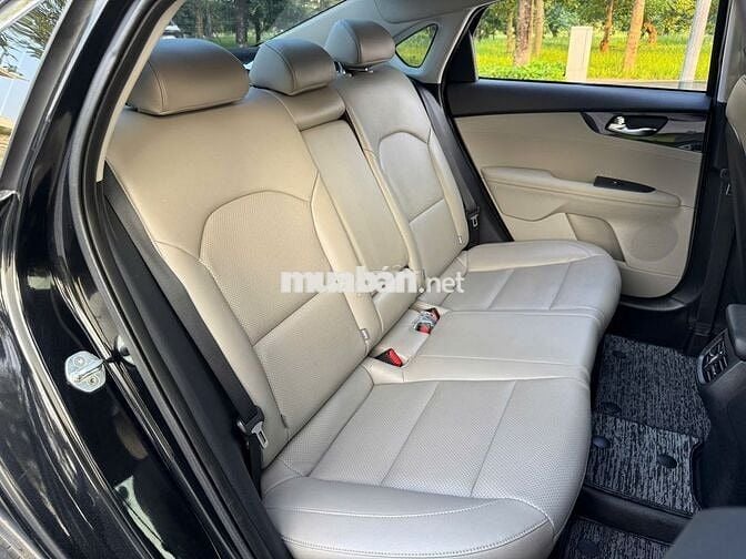 Kia cerato 2020 1.6 luxury