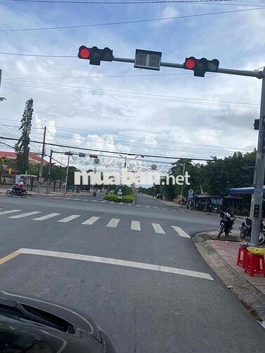 Chính chủ - cần bán 180m2 đất 100% đô thị - TT Tân Hoà