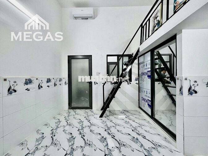 🎉Phòng Trọ Gác cao 1m8 _ Sẵn máy lạnh giá ưu đãi _ Bảo vệ trực 24/24