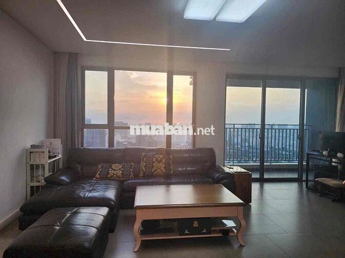 Suất người nước ngoài mua Căn hộ 3 Phòng The View Q.7, có ô xe ô tô