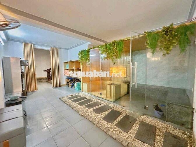 Thuê nhà mặt tiền 5x30 3 lầu tại Đồng Khởi