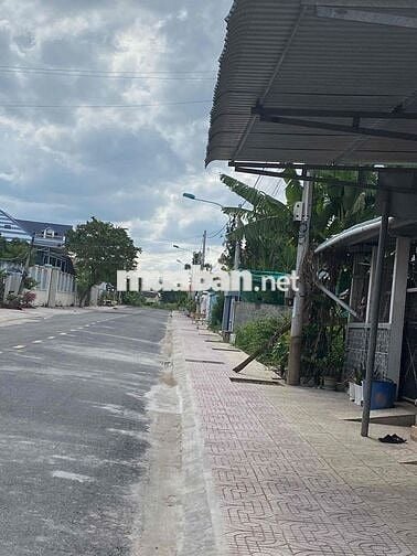 Chính chủ - cần bán 180m2 đất 100% đô thị - TT Tân Hoà