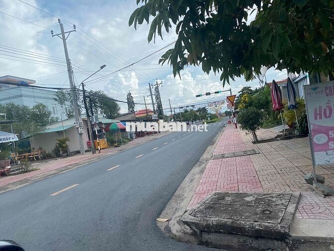 Chính chủ - cần bán 180m2 đất 100% đô thị - TT Tân Hoà