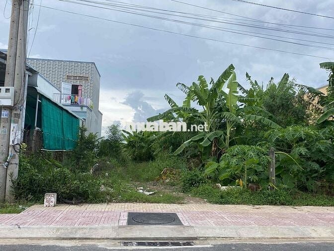 Chính chủ - cần bán 180m2 đất 100% đô thị - TT Tân Hoà