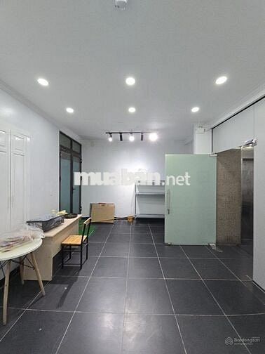 Bán căn hộ dịch vụ NamTừLiêm110m2x9 tầng,thang máy,Dòng tiền 1.5tỷ/năm