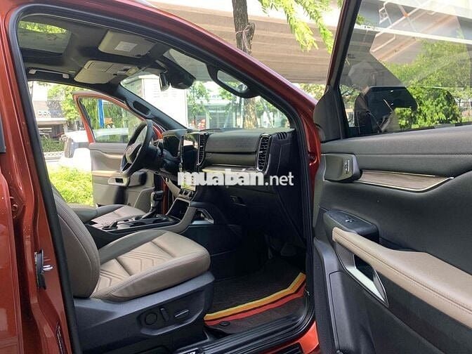 Ford Everest 2022 Titanium 2.0L 4x2 AT - 30000 km