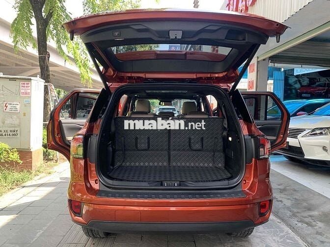 Ford Everest 2022 Titanium 2.0L 4x2 AT - 30000 km
