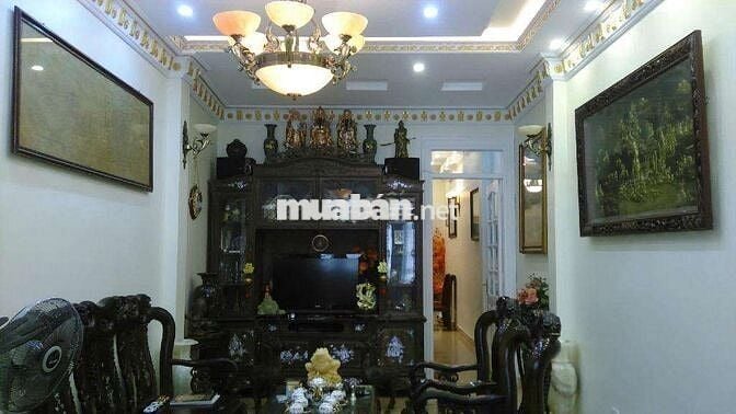PHÂN LÔ XÃ ĐÀN - Ô TÔ TRÁNH, VỈA HÈ, GẦN HỒ, KHU CÁN BỘ, NỘI THẤT 3 TỶ