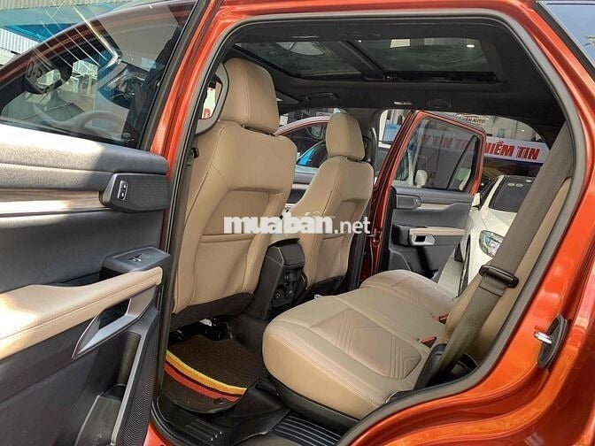 Ford Everest 2022 Titanium 2.0L 4x2 AT - 30000 km