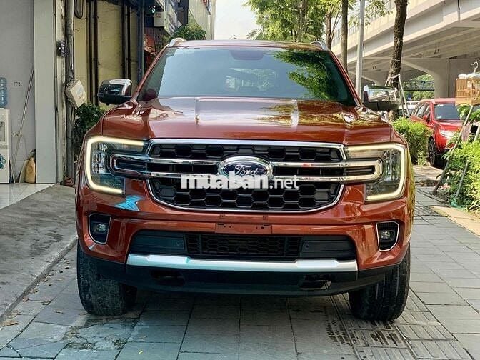 Ford Everest 2022 Titanium 2.0L 4x2 AT - 30000 km
