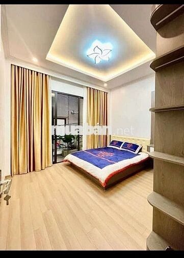Tôi cần bán nhà Thái Hà 5tầng thang máy full nội thất.