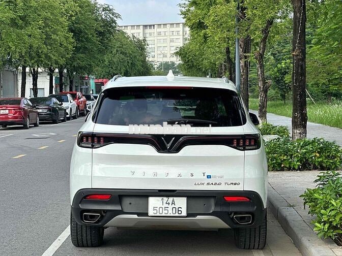 VinFast Lux SA2.0 2021 Plus 2.0 AT - 77000 km