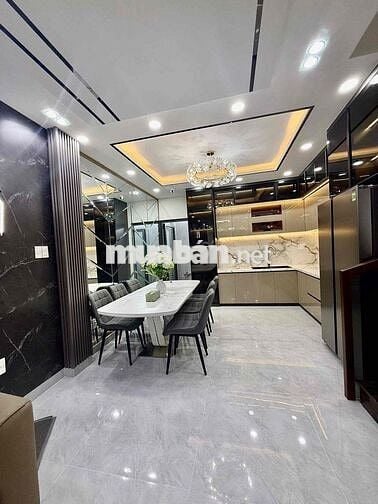 CHÍNH CHỦ BÁN NHÀ HXH NGUYỄN THỊ THẬP TRỆT 3 LẦU, ST 4x15M 12Tỷ390