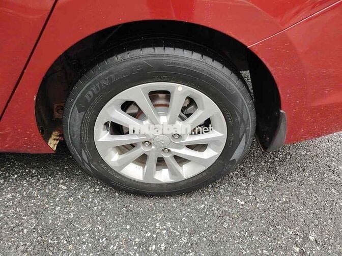 Hyundai Accent 2019 1.4 MT Base - 10 km