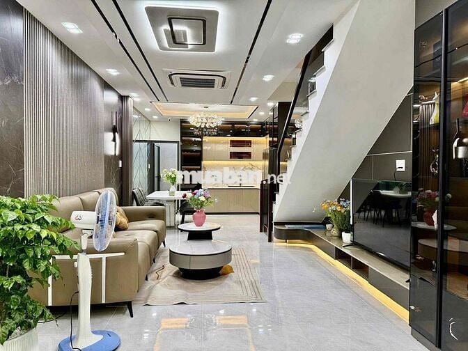 CHÍNH CHỦ BÁN NHÀ HXH NGUYỄN THỊ THẬP TRỆT 3 LẦU, ST 4x15M 12Tỷ390