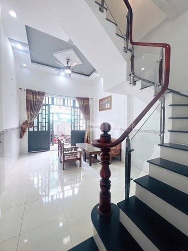 chính chủ ký gửi (nhà Q8  1 trệt 1 lầu 1ty200tr) 