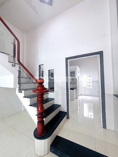 chính chủ ký gửi (nhà Q8  1 trệt 1 lầu 1ty200tr) 