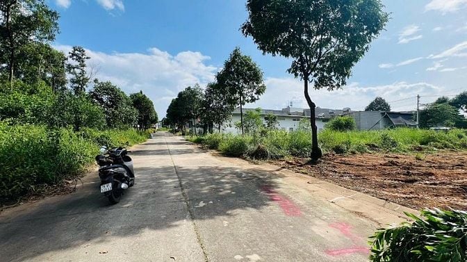 TÔI CHÍNH CHỦ CẦN BÁN LÔ ĐẤT 150M2 Đường DJ3A,MỸ PHƯỚC 3,TP.HCM,DÂ
