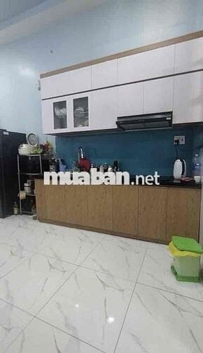 CHỦ GẤP BÁN - CHỈ NHỈNH 6 TỶ -NHÀ 2 TẦNG -75m2-nhà XD kiên cố,ở ngay