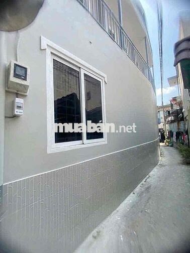 Bán Căn hộ dịch vụ 7 phòng-DTSD200m2-dòng tiền20Tr/tháng-Phú Thuận