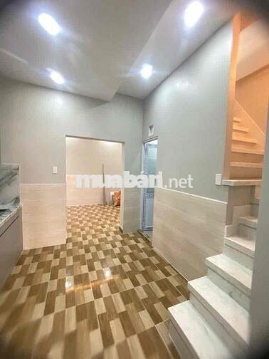 Bán Căn hộ dịch vụ 7 phòng-DTSD200m2-dòng tiền20Tr/tháng-Phú Thuận