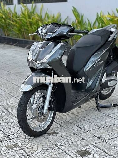SH 2021 mới cứng xám cực đẹp có trả góp trao đổi