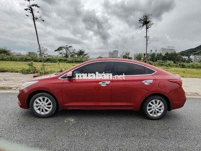 Hyundai Accent 2019 1.4 MT Base - 10 km