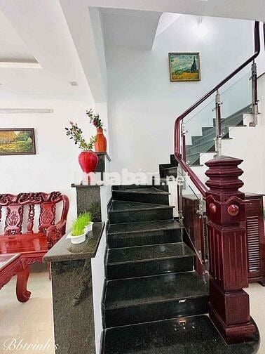 Bán Nhà Hẻm 318 Thống Nhất P16. dt 4.15 dài 12. đúc 3 tầng.