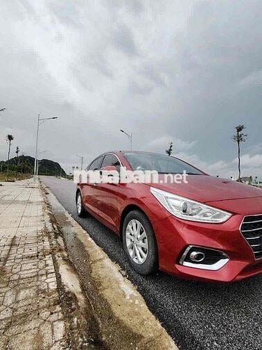 Hyundai Accent 2019 1.4 MT Base - 10 km
