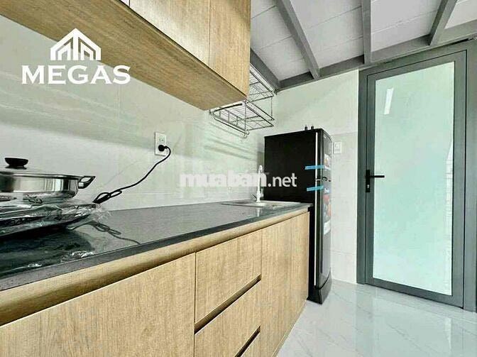 DUPLEX RỘNG KHỔNG LỒ NGAY PHAN VĂN TRỊ