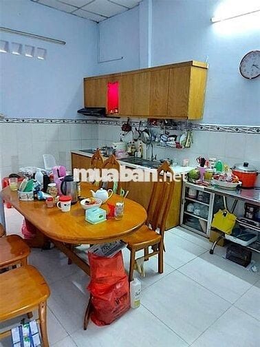 PHẠM VĂN ĐỒNG–P1 GÒ VẤP–NGAY VÒNG XOAY CV GIA ĐỊNH–96M²–2TẦNG–3PN-HXH