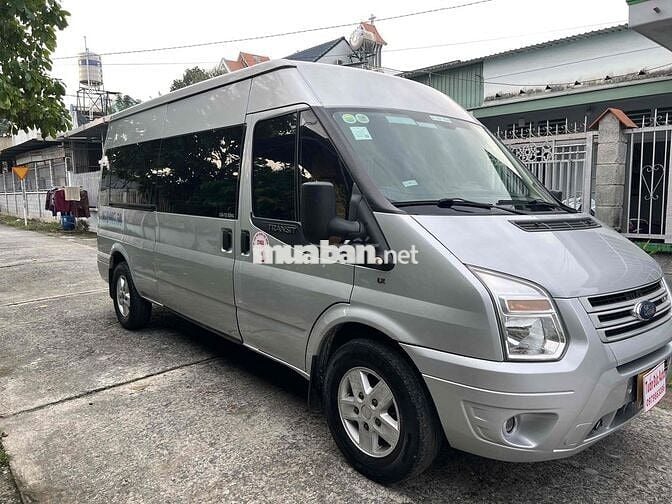 Ford Transit 2019 bản SVP