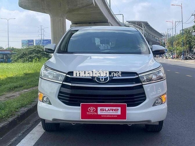 Toyota Innova 2.0E số sàn 2020 gia đình 1 chủ zin