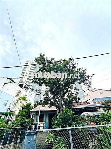 PHẠM VĂN ĐỒNG–P1 GÒ VẤP–NGAY VÒNG XOAY CV GIA ĐỊNH–96M²–2TẦNG–3PN-HXH