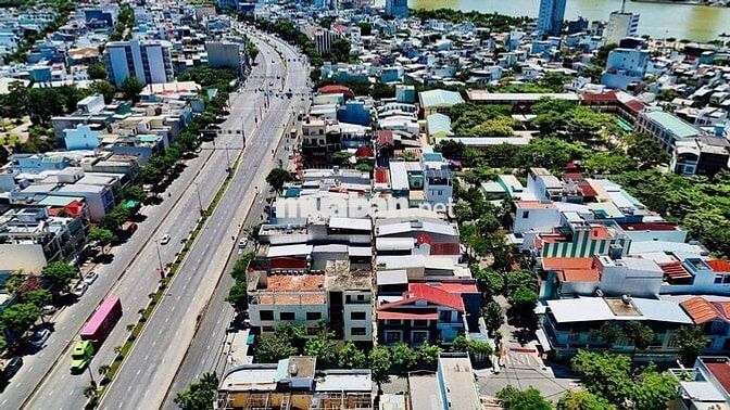 Chuyển Nhượng Toà Kinh Doanh ngay gần Cầu Hàn . Vincom Đà Nẵng