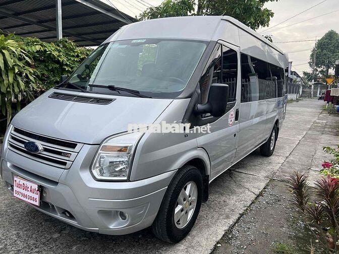 Ford Transit 2019 bản SVP