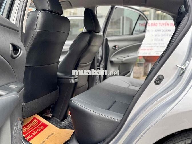 Toyota Vios E CVT - 5000 km - 2025 màu bạc