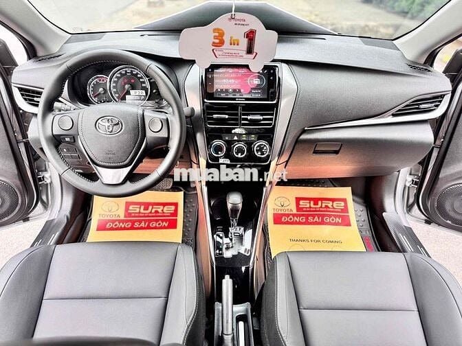 Toyota Vios E CVT - 5000 km - 2025 màu bạc