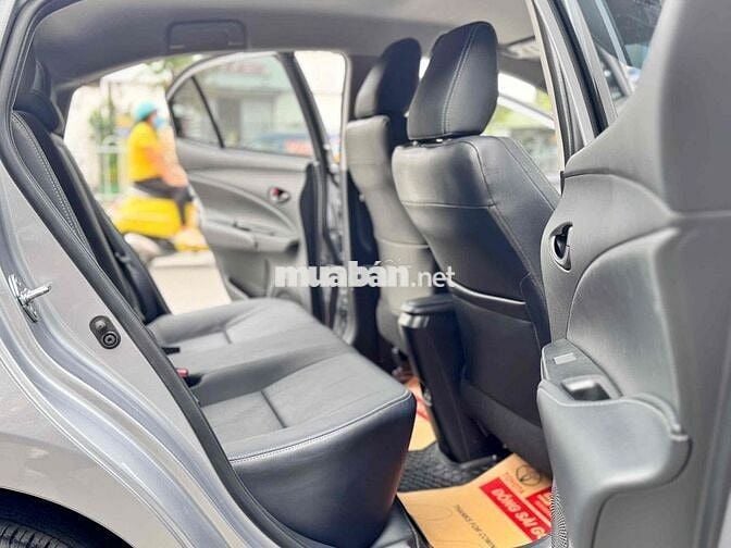 Toyota Vios E CVT - 5000 km - 2025 màu bạc