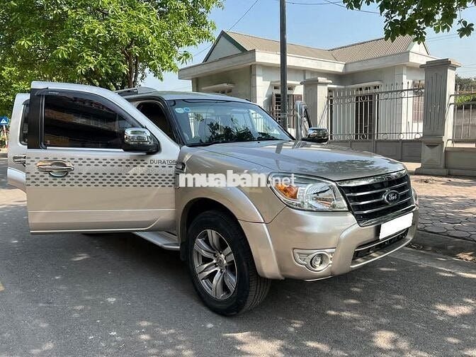 Ford Everest 2011 máy dầu số tự động