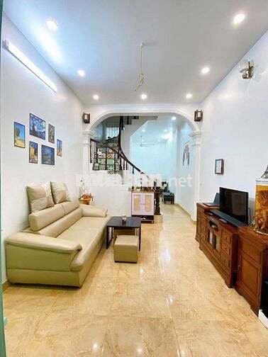 BÁN NHÀ HOÀNG CẦU 12.3 tỷ 50M² - OTO TẬN CỬA KHẨU HỌC NGUYỄN TRƯỜNG TỘ