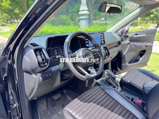 Kia Sonet Luxury 1.5 AT 2022 - 21000 km