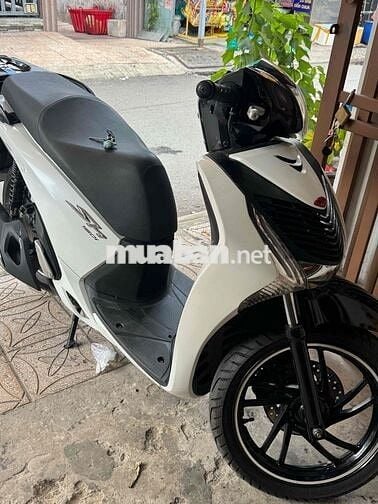 xe 9 chủ bao kí sang tên