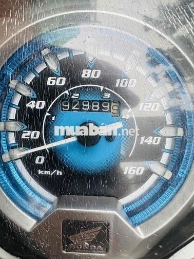 Future 125 màu đỏ