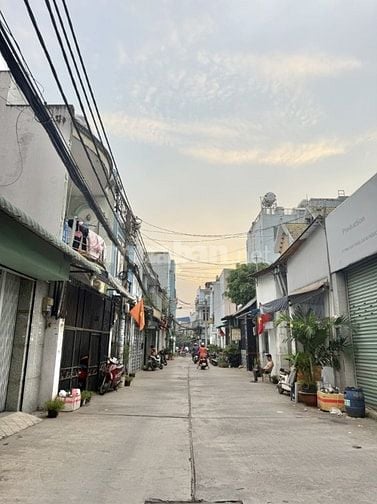 BÁN NHÀ 4X10M, HXH8M GIÁP AEON MALL TÂN PHÚ - ĐSỐ 15-BHH-BÌNH TÂN