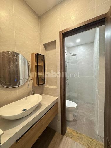 Cần bán nhà ngay chợ TÂN ĐỊNH  giá 18,5 tỷ