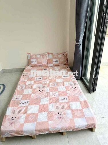 Căn hộ đủ nội thất chỉ tính ĐIỆN và NƯỚC gần cầu Lê Văn Sỹ, bờ kè…