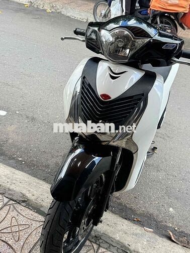 xe 9 chủ bao kí sang tên