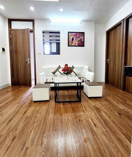 Rất đẹp - Hoàng Ngân 55m2 căn hộ ccmn thang máy 2 ngủ ngõ thông rộng .