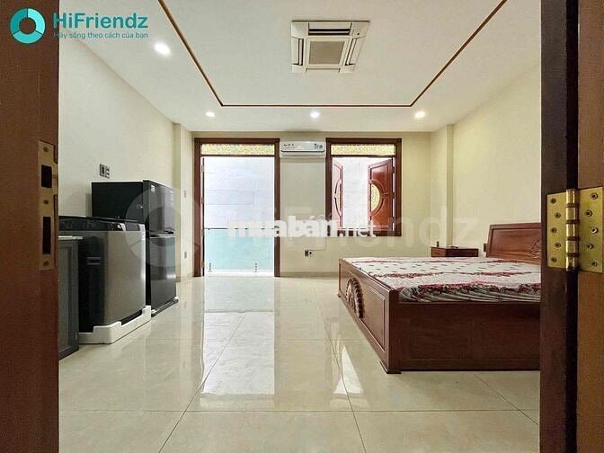 Căn hộ dịch vụ mới 100% rộng 30m2 bancol